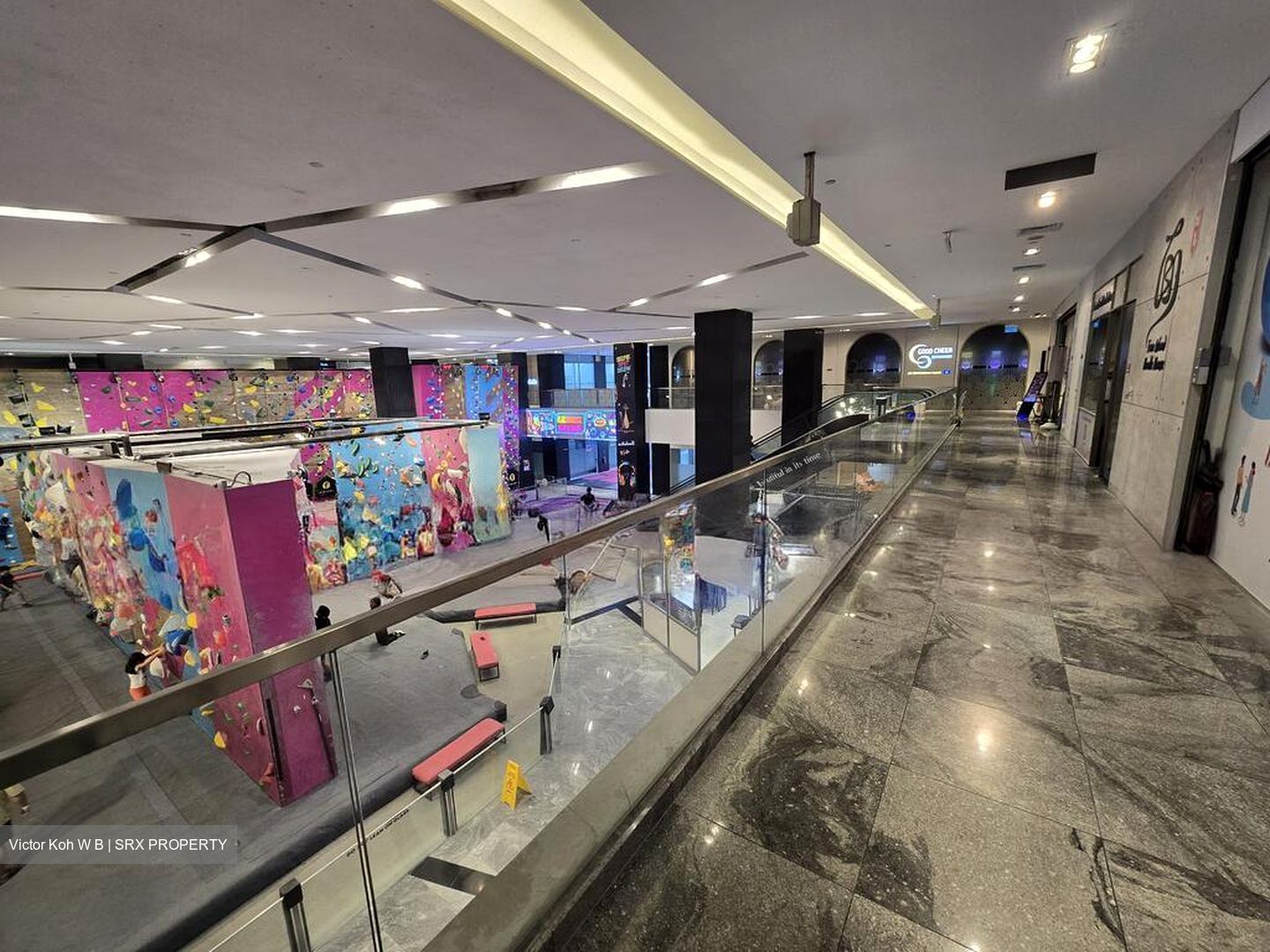 Ct Hub (D12), Retail #528835011